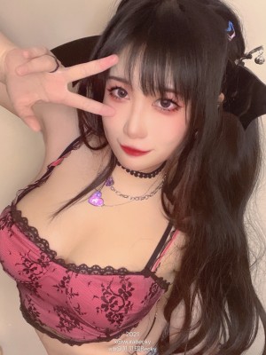贝贝琪_辣妹进化史_2021_02