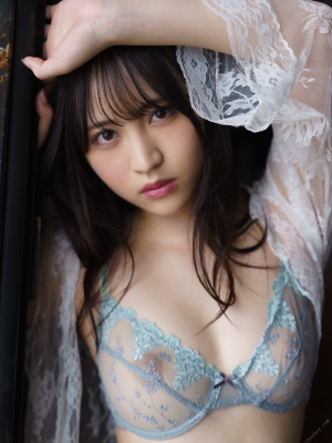 【電子限定増ページ版】小野六花1st写真集『初花』_image-0084