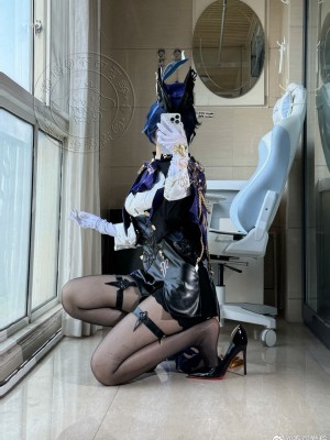 羚weibo自拍合集10.26_7842fbably1hra0xe2u2tj21471jdqkv