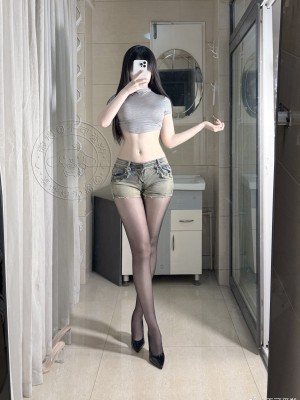 羚weibo自拍合集10.26_7842fbably1hnuycbvmwzj21eu1z61kx