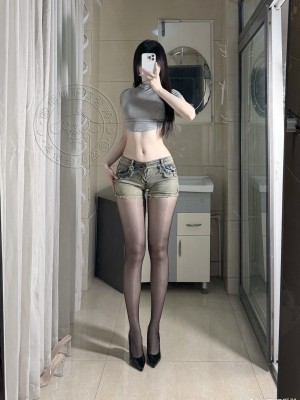 羚weibo自拍合集10.26_7842fbably1hnuycdtjcoj21b91u41kx