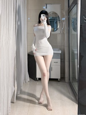 羚weibo自拍合集10.26_7842fbabgy1hkyxno57q5j21bo1urhag