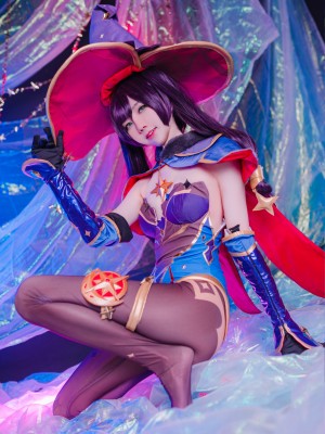 Sally Dorasnow - 莫娜_014