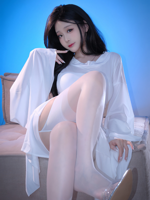 miko酱wb自拍_00663nJ2gy1hv4g7r6y9sj32ms3y8qva