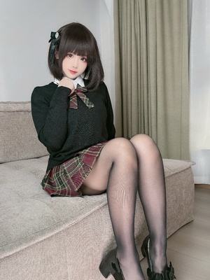 miko酱wb自拍_00663nJ2gy1huyj4kxddaj31o02yohdv