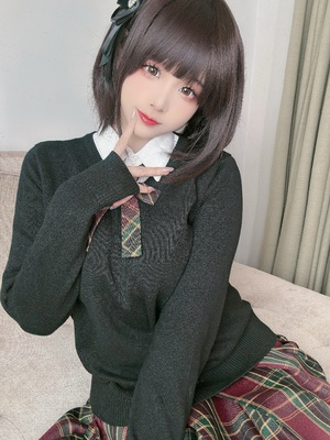 miko酱wb自拍_00663nJ2gy1huyj41p3zsj31o02you0z