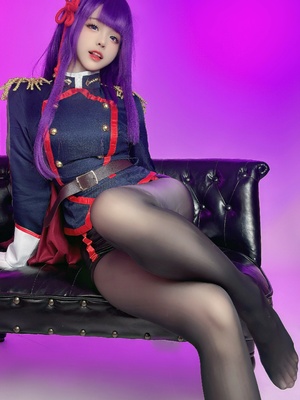 miko酱wb自拍_00663nJ2gy1htig8vr56bj31o02you0x