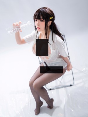微博cos合集_005DhT6Bly1h2qmmrh3fwj30zk1hctg6