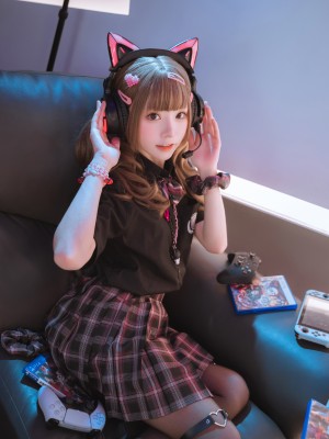 微博cos合集_729f06dcgy1h3953velxbj23lp5egb2i