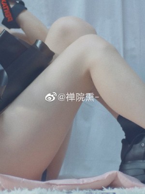 微博cos合集_008l6jrMly1h2f6hokv3dj53401o7npd2