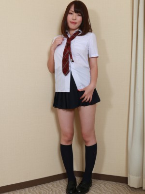 日系Shizuku写真「着エロ 美学生 おマンコムンムン悶えちゃう」_1023-234