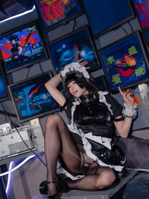 Yiko湿润兔 - 慵懒逐浪 艾莲·乔_18