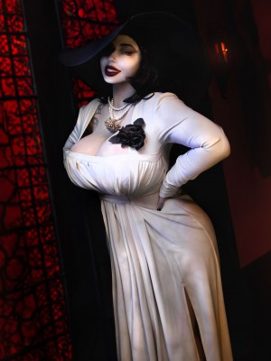 Bishoujomom - Lady Dimitrescu_13