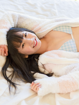 七沢みあ1st写真集『ななさわぎ』_i-025