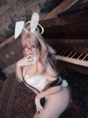阿半今天很开心 - 蔚蓝档案 室笠茜 兔女郎_12