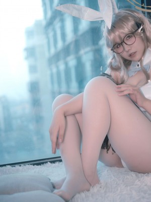 阿半今天很开心 - 蔚蓝档案 室笠茜 兔女郎_32