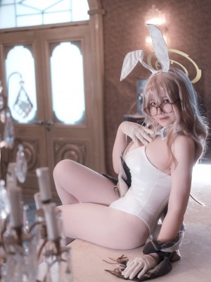 阿半今天很开心 - 蔚蓝档案 室笠茜 兔女郎_05