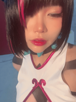 ZinieQ - Juri Han_44