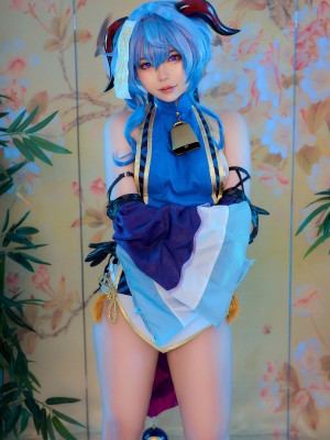 ZinieQ - Ganyu Jiangshi_02