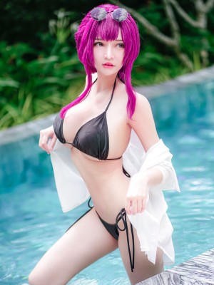 Potato Godzilla - Kafka bikini_04
