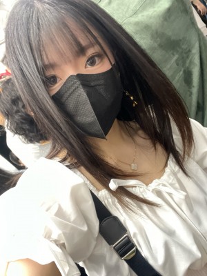 Yutori - Fantia (November 2021 - September 2022)_6da2dfeb-3abf-497e-8611-d677bc51d829