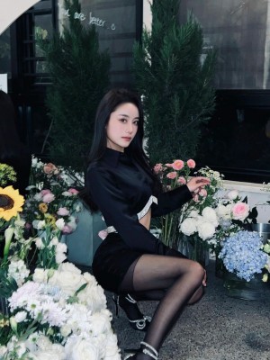 微博hs6_006WU84Wly1h113gqb74jj30mh13zk37
