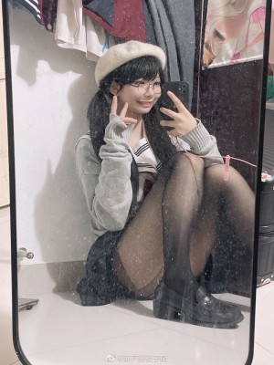 微博hs6_007ITK98gy1h1xiznsvnlj30u0140qb4
