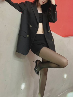 微博hs6_006MlUtvly1h0gq4tp2joj30qo0zkaek