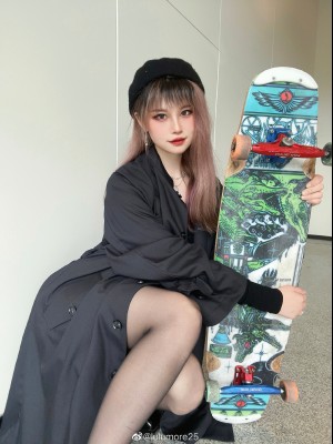 微博hs6_afad83d2gy1h20audfxkdj21nj27db2a
