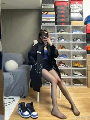 微博hs6_65e645cdly1h1zzms3xn8j20u011t7bq