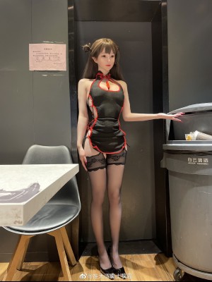 微博hs6_9bb695f4gy1h263k9i2tij21o0280e81