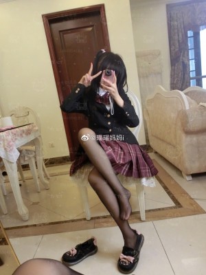 微博hs6_007n5mD4ly1h25xbplr05j31bm1hck73