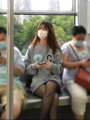 微博hs6_008cuS2igy1gvcqesxgtwj60zk1bf49u02