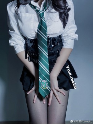 微博hs6_0065mTHoly1h2en2qqwnsj30u0141n46