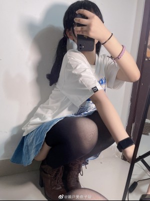 微博hs6_007ITK98gy1h2e2d2o8q1j32202qonpf