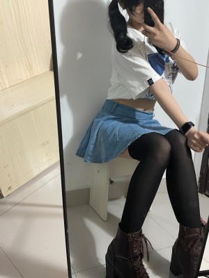 微博hs6_007ITK98gy1h32xqvs57zj30u0140gu0