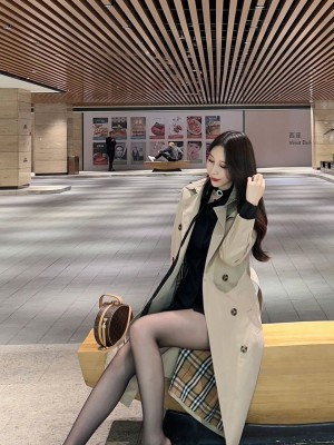微博hs6_006WU84Wly1h1qxx0ri05j30qo1beasj