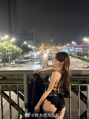 微博hs6_9bb695f4gy1h2jh3gyzcsj21400u07ek