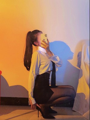 微博hs6_006MlUtvly1gtj1pz1vpnj60zk1be0xn02