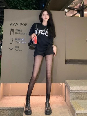 微博hs6_006WU84Wly1h1oi93guzdj30mh0tcgrs