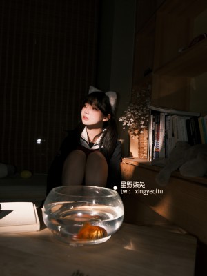 [星野柒兔] 放学后抓鱼的女孩_058