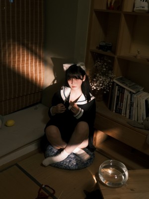 [星野柒兔] 放学后抓鱼的女孩_032