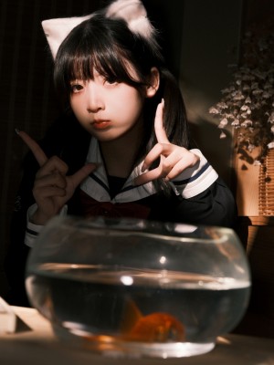 [星野柒兔] 放学后抓鱼的女孩_035