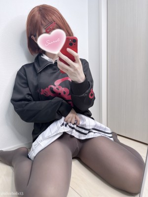 制服パーカータイツフェチ裏垢風写真＆破れタイツでずらし挿入バイブオナ3回イキミニ動画セット_22