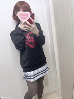 制服パーカータイツフェチ裏垢風写真＆破れタイツでずらし挿入バイブオナ3回イキミニ動画セット_04