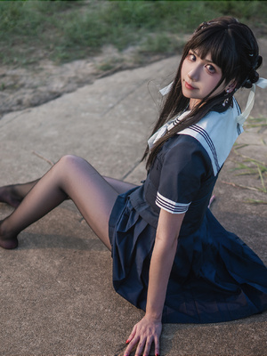 微博cos_0072HtV0gy1hva4k7bss3j332g1q4e84