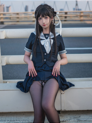 微博cos_0072HtV0gy1hva4kb7944j332g1q4u0y