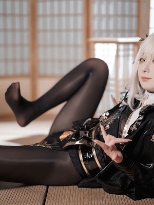 封疆疆v NIKKE 白兔布兰儿 和服_14