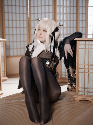 封疆疆v NIKKE 白兔布兰儿 和服_19