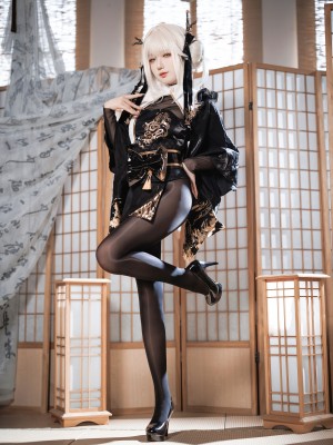 封疆疆v NIKKE 白兔布兰儿 和服_06